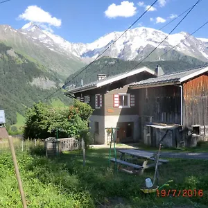https://les-passereaux-2.hotels-rhonealpes.com